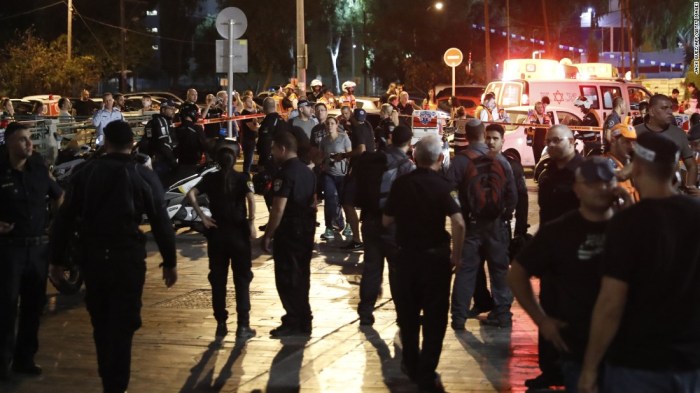 Several killed in attack in Tel Aviv shortly before Iranian missiles